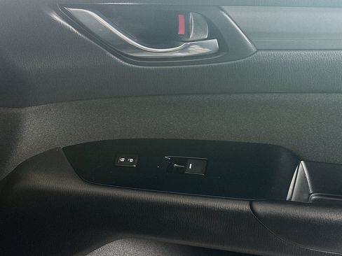 Used 2018 MAZDA CX-5 Sport FWD image 29