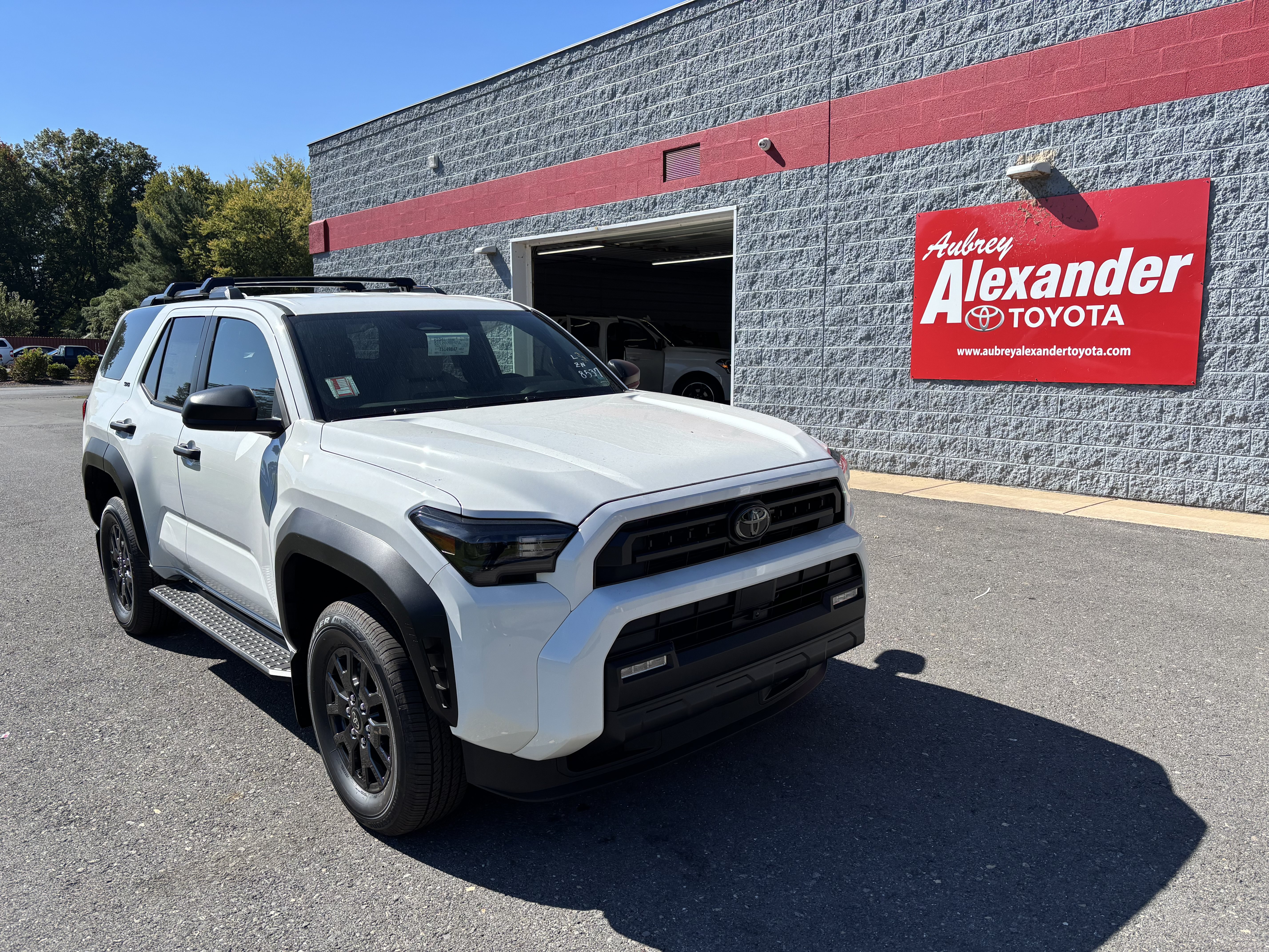 Used 2026 Toyota 4Runner SR5 AWD/4WD image 1