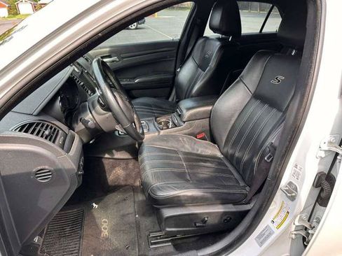 Used 2015 Chrysler 300 S w/ 300S Premium Group RWD image 18