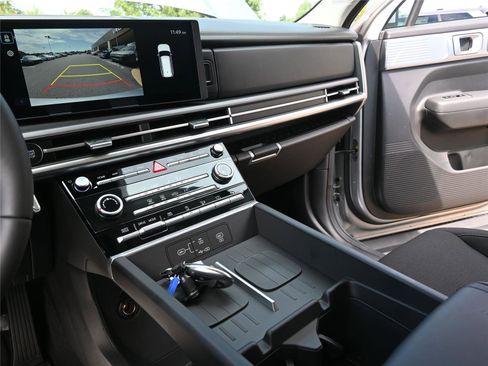 New 2026 Hyundai Santa Fe SE image 24