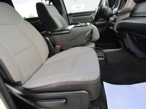 Used 2021 RAM 1500 Big Horn AWD/4WD image 17