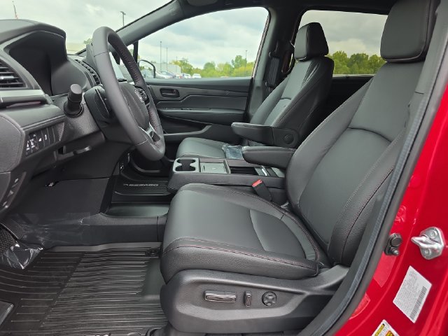 New 2026 Honda Odyssey Sport-L image 4