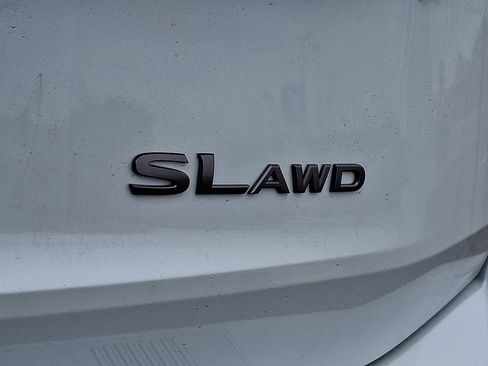 New 2025 Nissan Rogue SL w/ Tech Package image 6