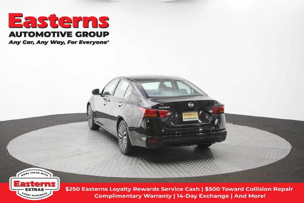 Used 2024 Nissan Altima 2.5 SV FWD image 62