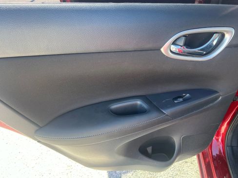 Used 2018 Nissan Sentra SV image 23