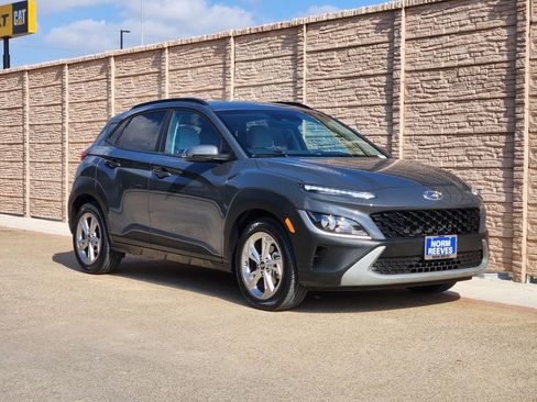 Used 2023 Hyundai Kona SEL w/ Cargo Package image 3
