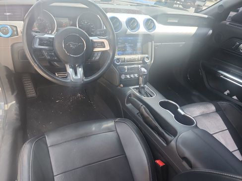 Used 2022 Ford Mustang GT Premium RWD image 8