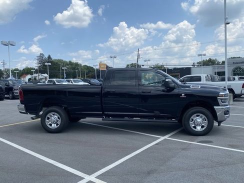New 2025 RAM 2500 Tradesman image 9