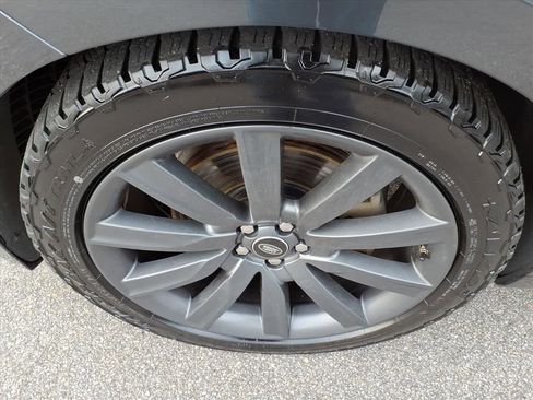 Certified 2020 Land Rover Range Rover Velar R-Dynamic S image 9