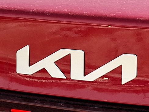 Used 2023 Kia Forte LXS image 29