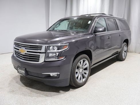 Used 2015 Chevrolet Suburban LTZ AWD/4WD image 6