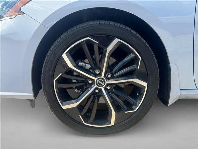 Used 2025 Nissan Altima 2.5 SR AWD/4WD image 25