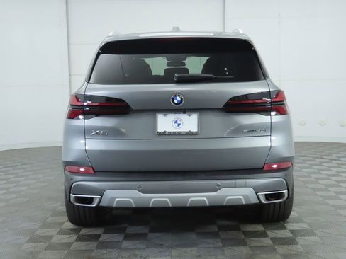 Used 2026 BMW X5 sDrive40i image 7