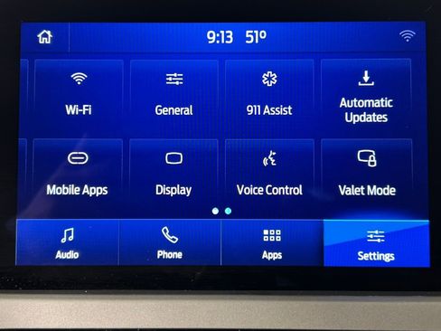 Used 2021 Ford Escape SE w/ SE Sport Appearance Package image 19