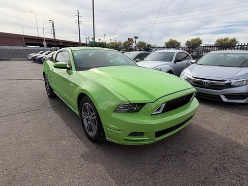 Used 2013 Ford Mustang Premium RWD image 3