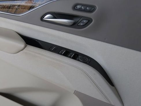 Used 2021 Cadillac Escalade Premium Luxury Platinum image 24