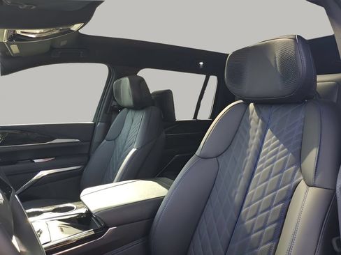 New 2026 Cadillac Escalade IQL Luxury w/ LPO, Floor Liner Package AWD/4WD image 36