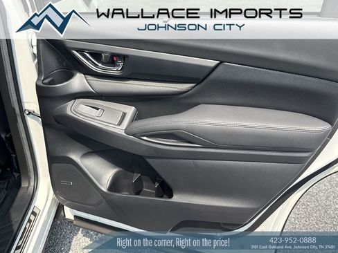 Used 2025 Subaru Ascent Bronze Edition AWD/4WD image 31