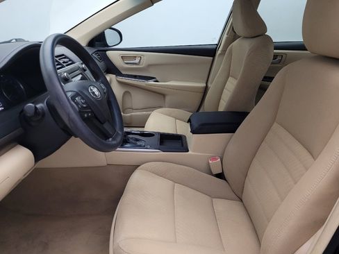 Used 2016 Toyota Camry SE image 17