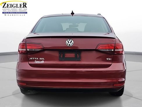 Used 2016 Volkswagen Jetta SEL w/ Lighting Package image 6