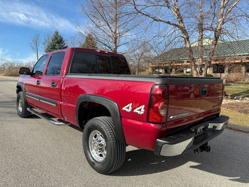 Used 2005 Chevrolet Silverado 2500 LT w/ Heavy-Duty Power Package image 9