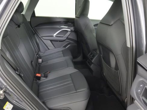 New 2025 Audi Q5 Premium Plus image 14