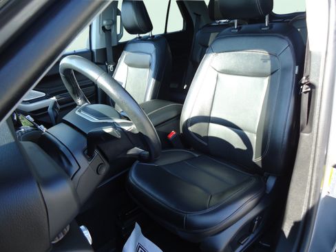 Used 2023 Ford Explorer Limited w/ Limited Technology Package AWD/4WD image 25