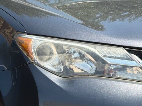 Used 2015 Toyota RAV4 LE FWD image 4
