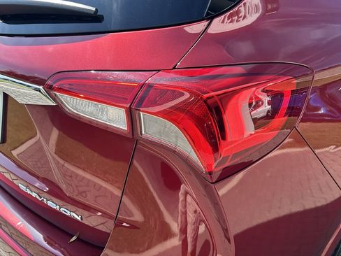 Used 2020 Buick Envision Essence image 9