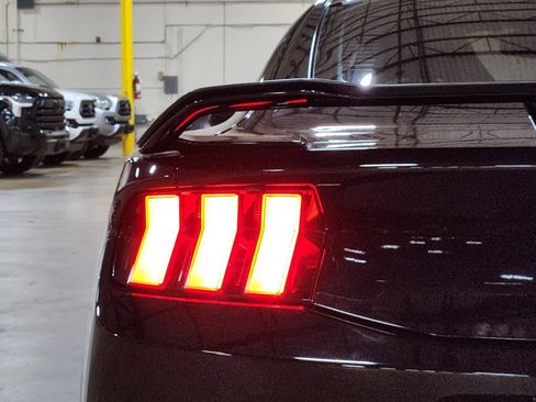 Used 2025 Ford Mustang Dark Horse RWD image 20