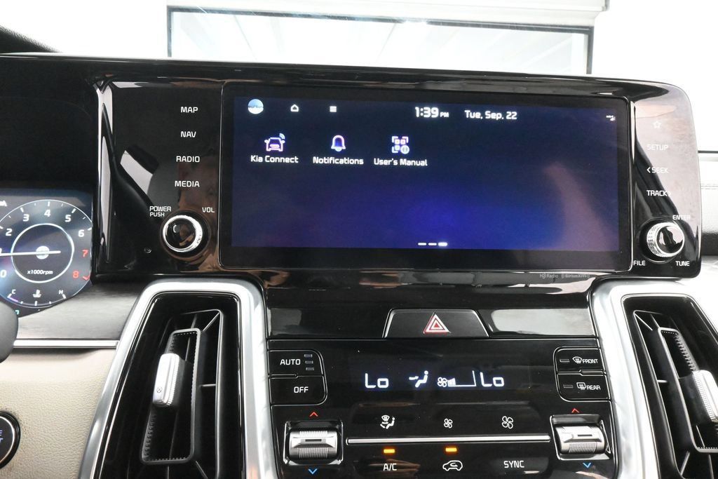 Used 2023 Kia Sorento SX FWD image 25