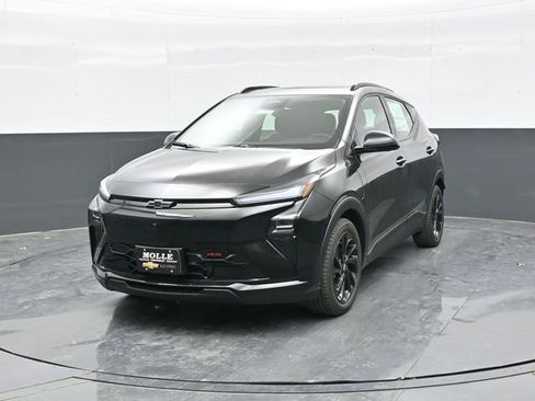 New 2027 Chevrolet Bolt RS w/ Technology Package FWD image 2