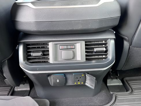 Used 2024 Ford F150 Raptor AWD/4WD image 36