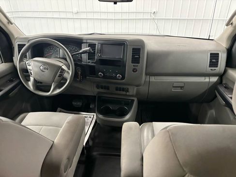 Used 2019 Nissan NV 3500 S image 32