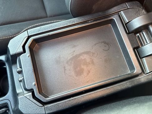 Used 2017 Toyota RAV4 XLE image 27