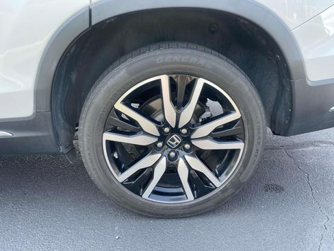 Used 2020 Honda Pilot Touring image 7
