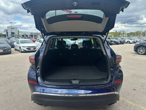 Used 2023 Nissan Murano SV FWD image 7