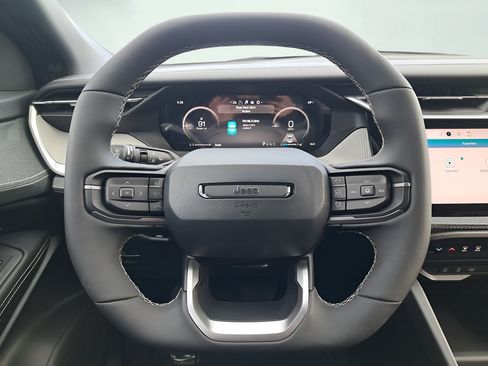 New 2026 Jeep Cherokee Laredo AWD/4WD image 18