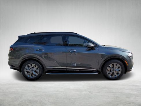 Used 2023 Kia Sportage SX image 2