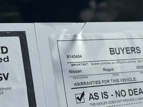 Certified 2025 Nissan Rogue SV image 37