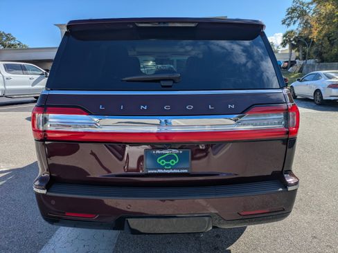 Used 2021 Lincoln Navigator Reserve image 6