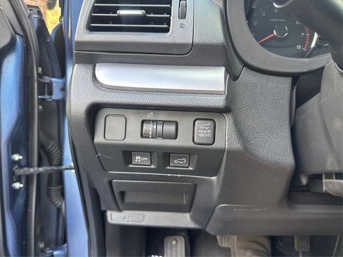 Used 2015 Subaru Forester 2.0XT Touring w/ Eyesight & Navigation System image 19