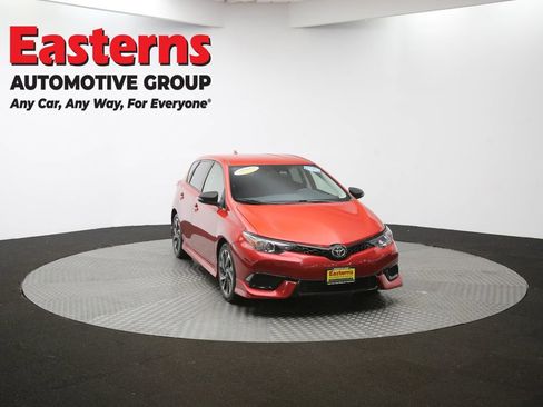 Used 2018 Toyota Corolla iM w/ Carpet Mat Package (TMS) image 48