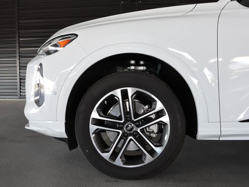 Certified 2025 Audi Q5 Premium w/ Convenience Package AWD/4WD image 5