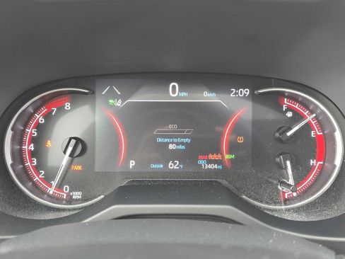 Used 2025 Toyota RAV4 XLE Premium w/ Weather Package AWD/4WD image 30