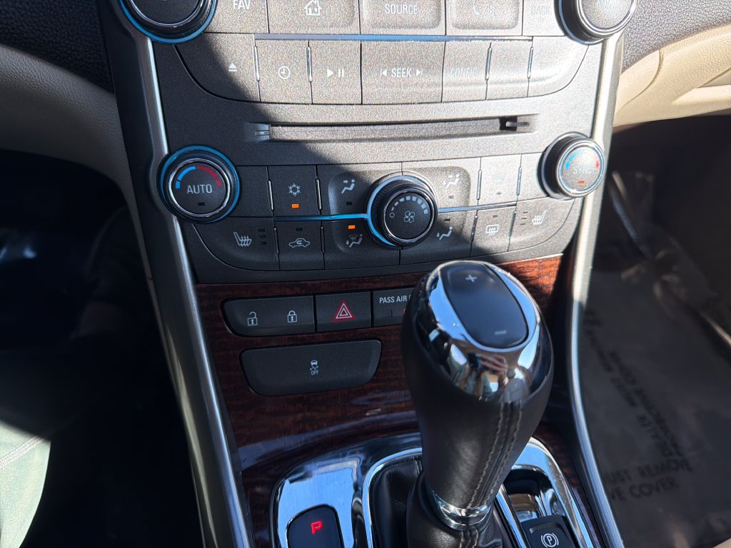 Used 2013 Chevrolet Malibu LTZ FWD image 21