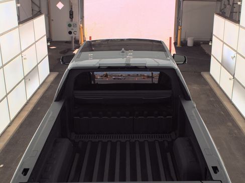 Used 2025 GMC Sierra EV Denali AWD/4WD image 4