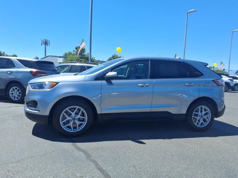 Used 2024 Ford Edge SEL image 5