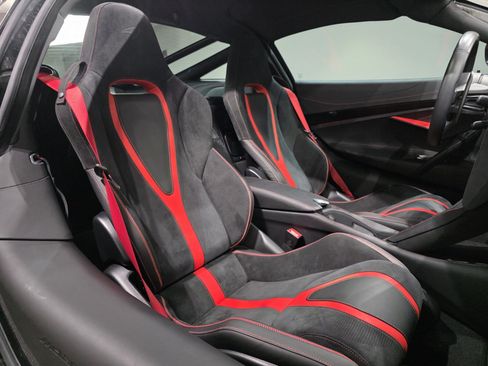 Used 2022 McLaren 720S Performance RWD image 18