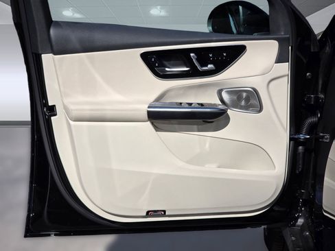 New 2026 Mercedes-Benz GLC 300 4MATIC image 24